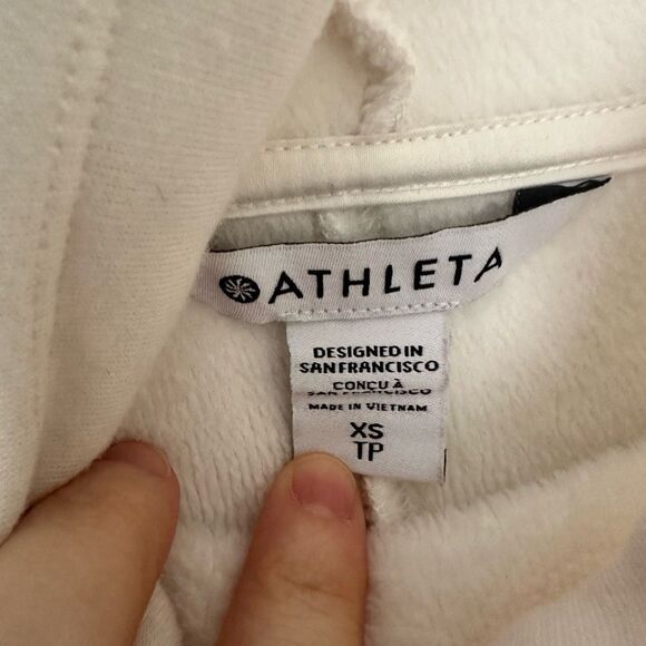 Athleta Women’s Extra Small Cozy Karma Funnel Neck Ivory Cream Sweatshirt - Picture 2 of 6
